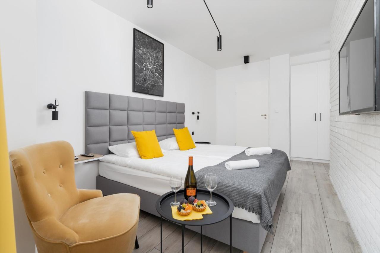 شقة Studio Miodowa Krakow Kazimierz By Renters المظهر الخارجي الصورة