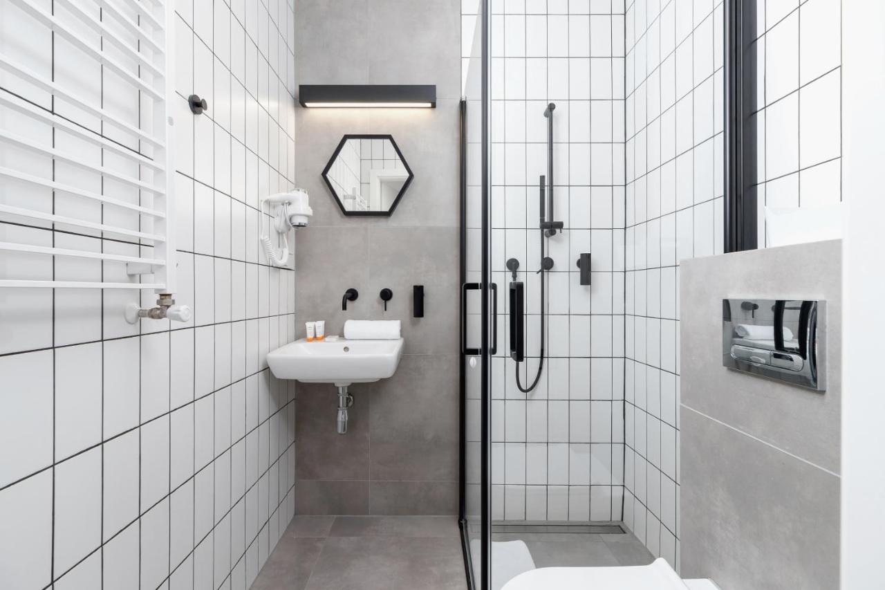 شقة Studio Miodowa Krakow Kazimierz By Renters المظهر الخارجي الصورة