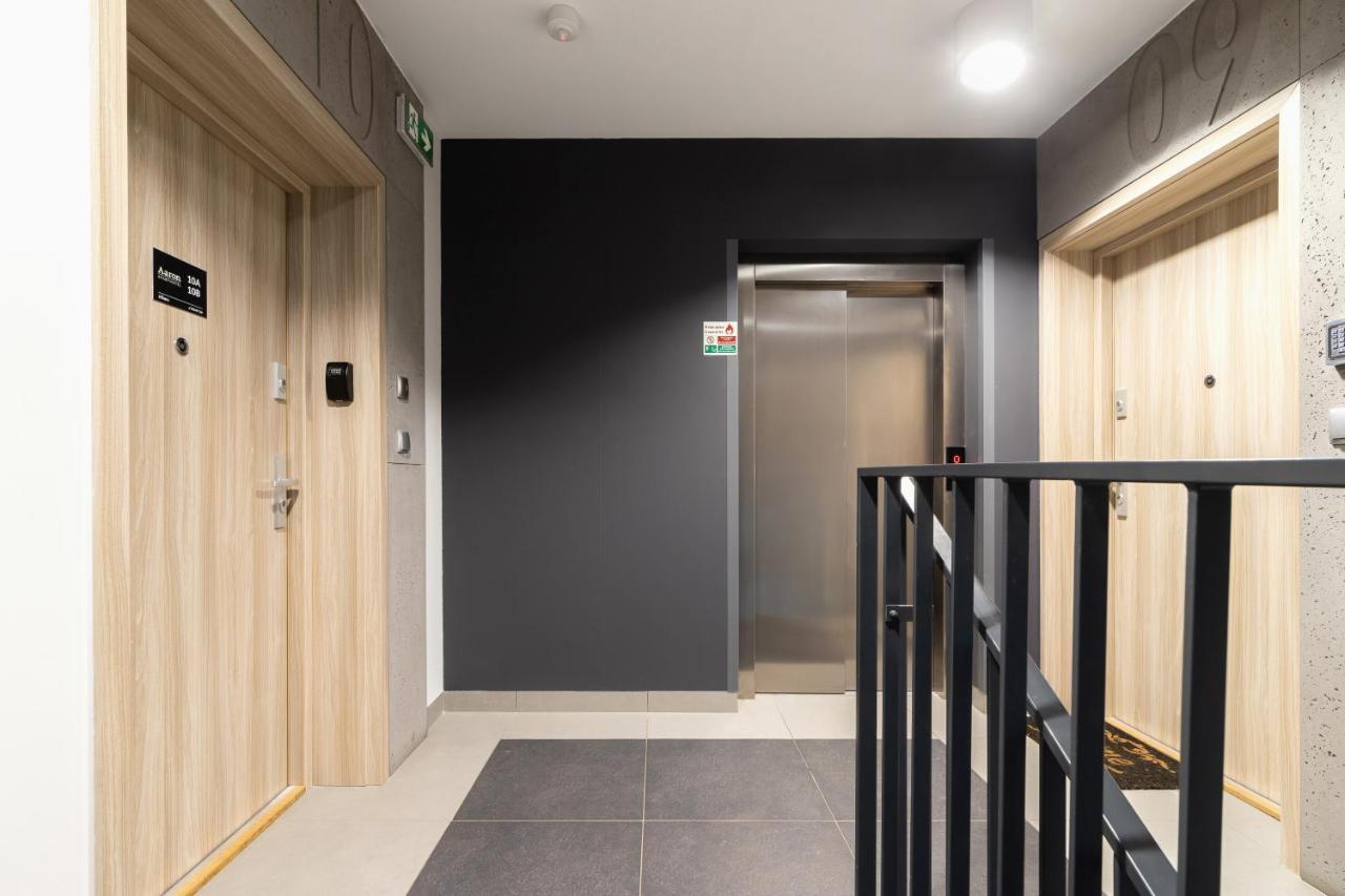 شقة Studio Miodowa Krakow Kazimierz By Renters المظهر الخارجي الصورة